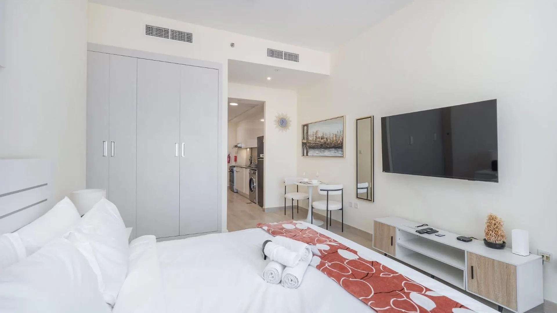 Apartment Peaceful Studio With Community Views In Jvc Dubai